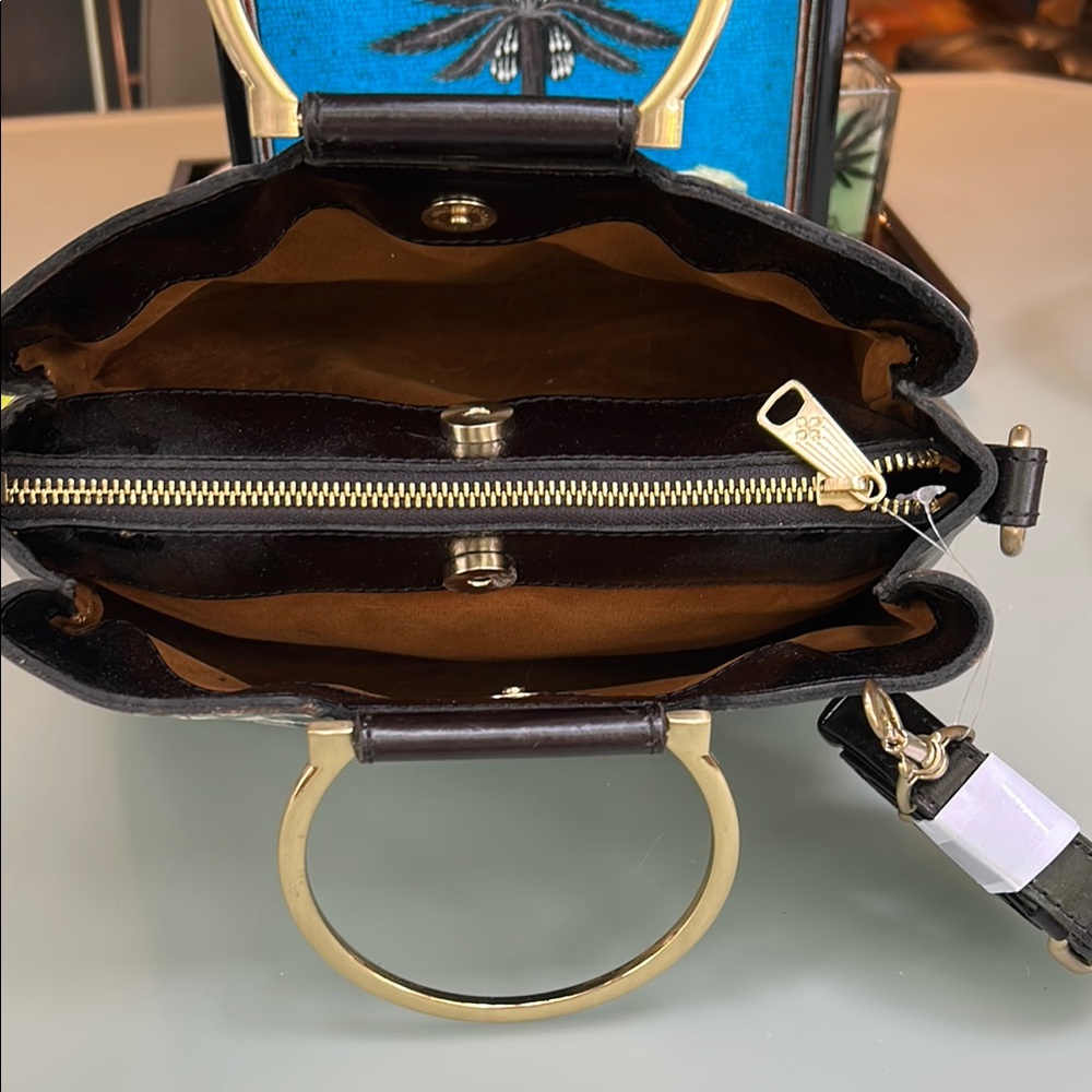Patricia Nash Black and White Plaid Shoulder Bag.                Mint condition - Picture 5 of 9